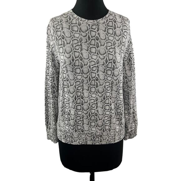 MONROW Gray Top Rayon Stretch Snake Skin Print Crew Neck Pullover Top S Small - Picture 1 of 10